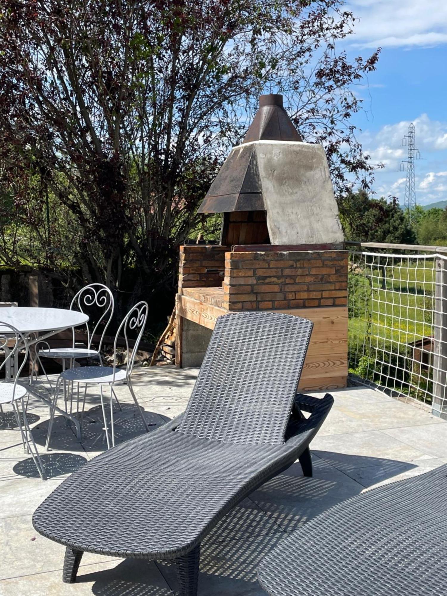 Relais Ville Vieille Ordonnaz Exterior photo